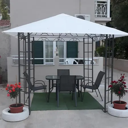 Appartamento Vasilis Ipsos